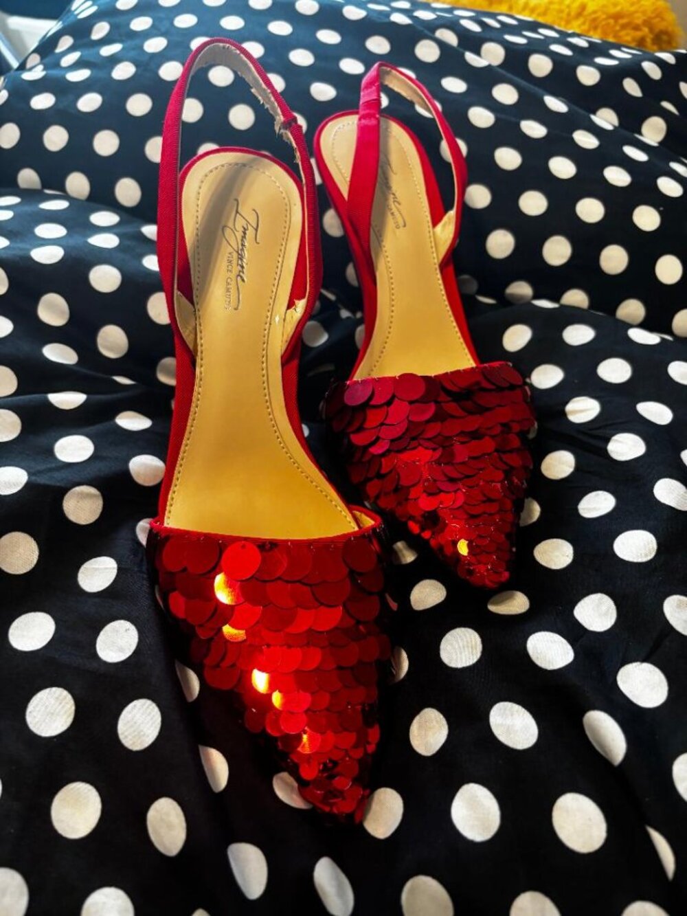 Red Heels - Picture 2 of 4